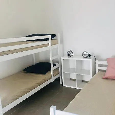 De Standing Dans Avec Piscine A 600 Metre A Pied De La Plage De Pinarello Apartman *
